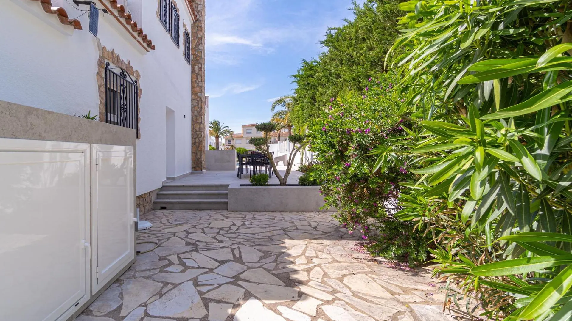 Вилла 150-Empurialola- Preciosa Casa Con Piscina Y Amarre En Эмпуриабрава