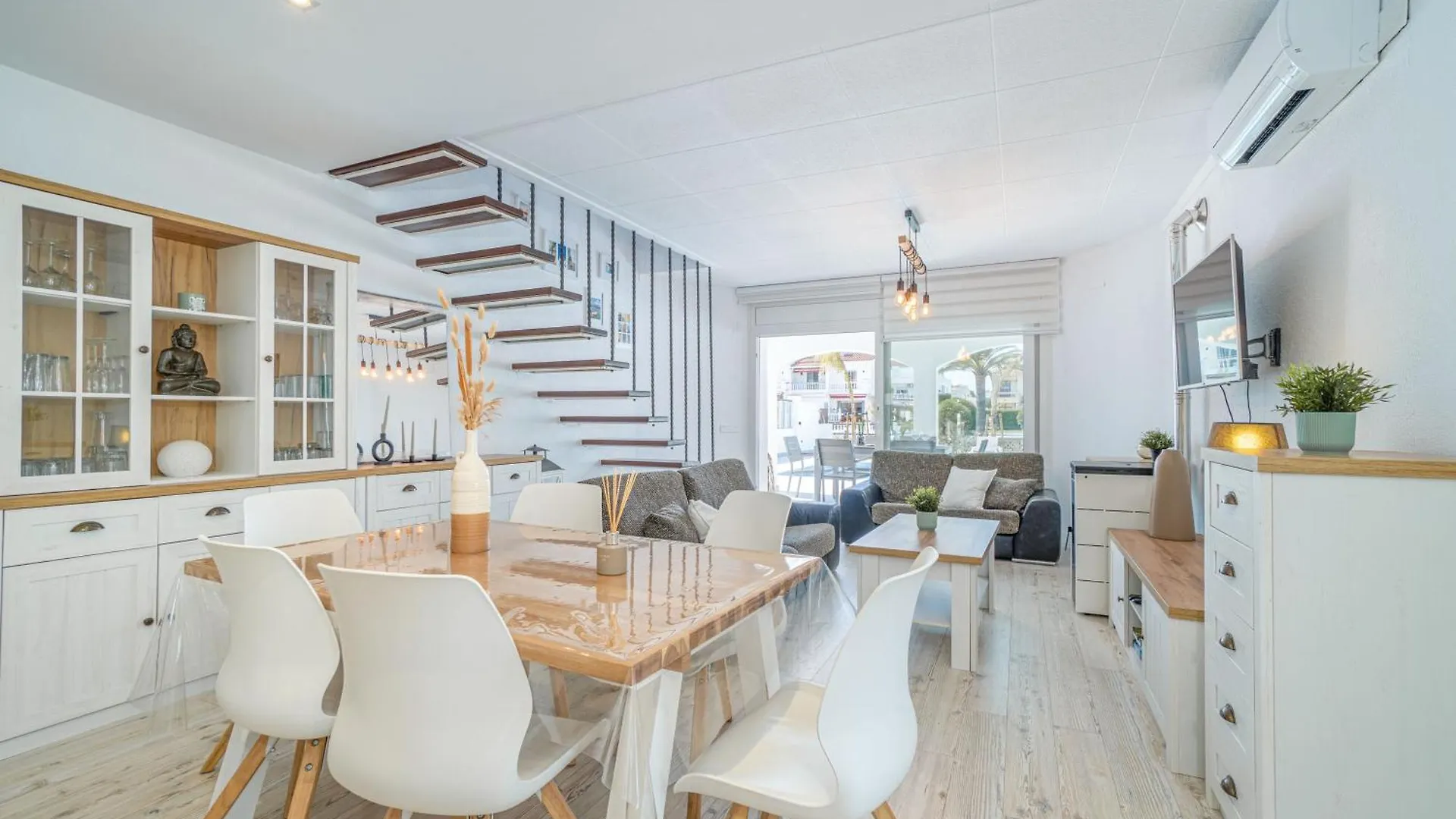 Вилла 150-Empurialola- Preciosa Casa Con Piscina Y Amarre En Эмпуриабрава